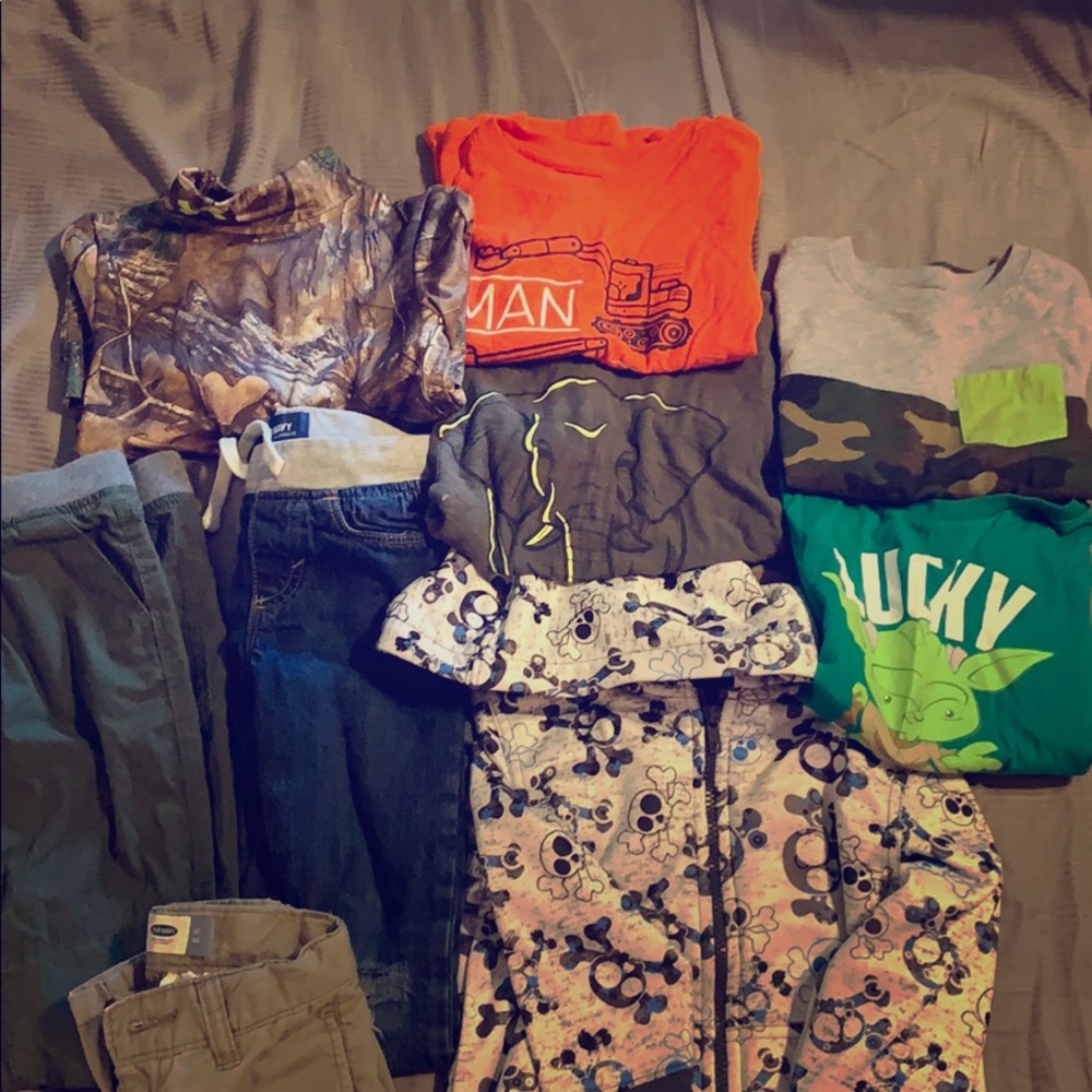 Boys lot of 4T clothes